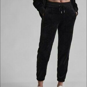 NWT ATHLETA RECOVER COZY JOGGER XS